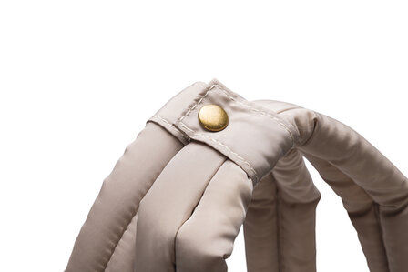 Designed by Lotte Tico hondendraagtas beige 42x20x35 cm &ndash; luxe hondentas hanvat