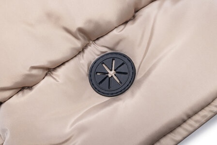 Designed by Lotte Tico hondendraagtas beige 42x20x35 cm &ndash; luxe hondentas poepzak