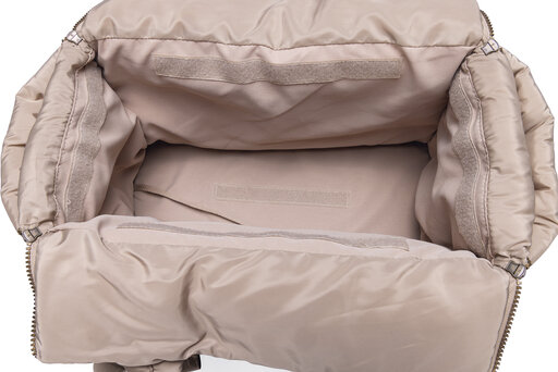 Designed by Lotte Tico hondendraagtas beige 42x20x35 cm &ndash; luxe hondentas bovenkant