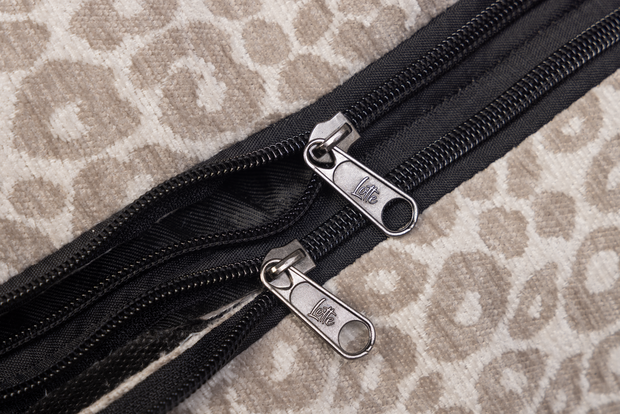 Designed by Lotte Wild Essence Orthopedische Hondenmand Beige