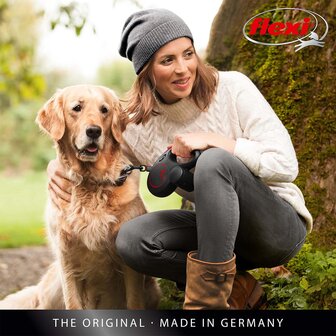 Flexi New Classic lint hondenlijn 5m zwart rood maat M sfeer foto