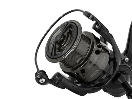 Delphin GRAYX compacte carbon spinning werpmolen met direct inschroefbare metalen slinger ergonomische rubberen grip en nauwkeu