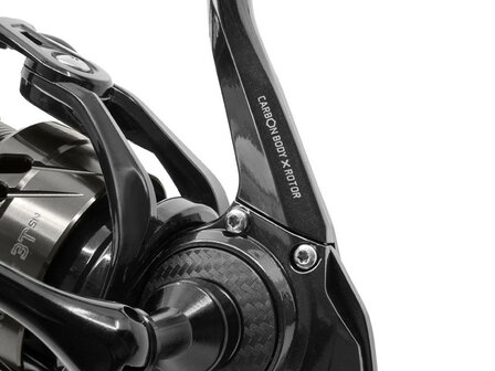 Delphin GRAYX compacte carbon spinning werpmolen met direct inschroefbare metalen slinger ergonomische rubberen grip en nauwkeu