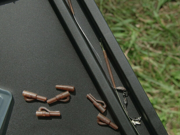 Delphin iDEAL Bivvy Tafel – Onmisbaar voor elke karpervisser